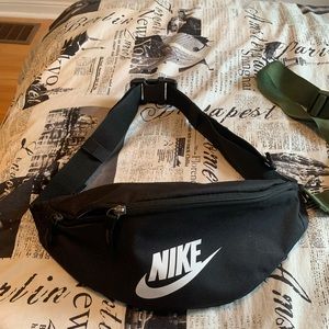 Nike fanny pack